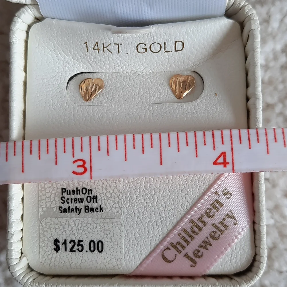 Children's 14kt gold heart earrings